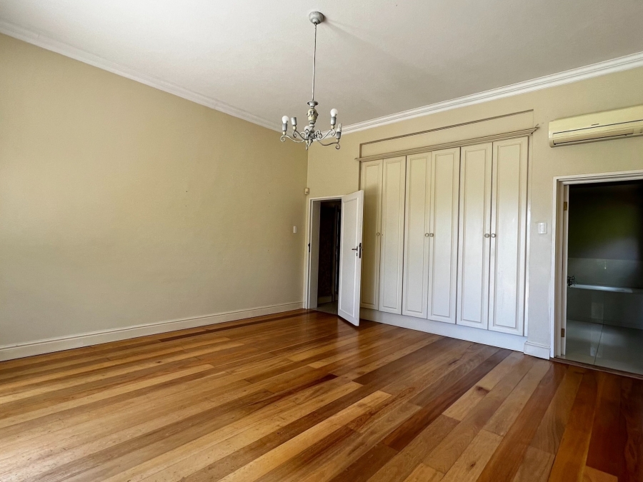 8 Bedroom Property for Sale in Raithby Western Cape